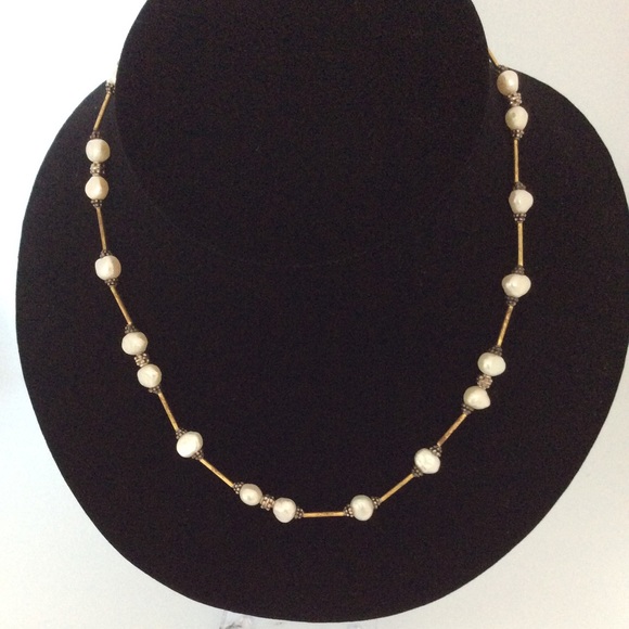 Vintage Pearl Necklace - Picture 1 of 3